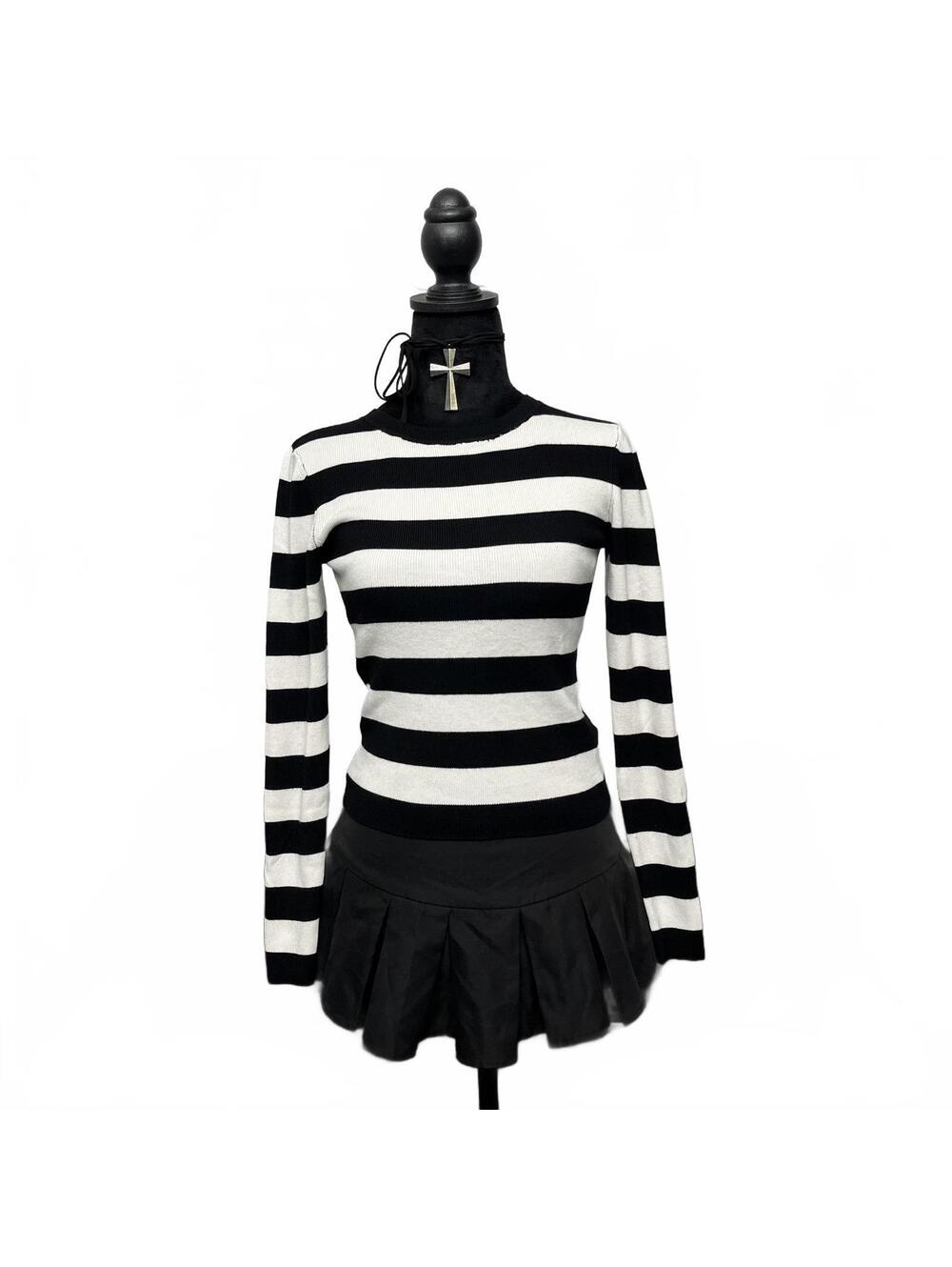 Streetwear Society Sz S Black & White Striped Long Sleeve Top Crop Fit Grunge